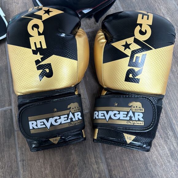 Sparring Gear Revgear Adult Size Medium Boxing Gloves,Headgear, Shin Guard Set - Picture 5 of 11